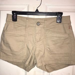 Union Bay khaki shorts. NWOT